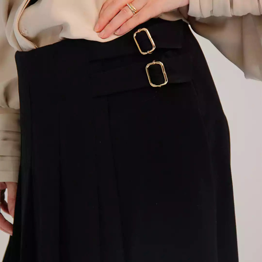 Belt pleated skirt