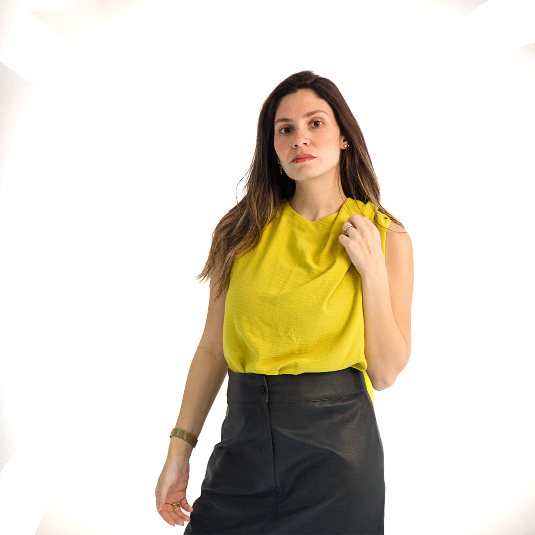 Sleeveless old money blouse