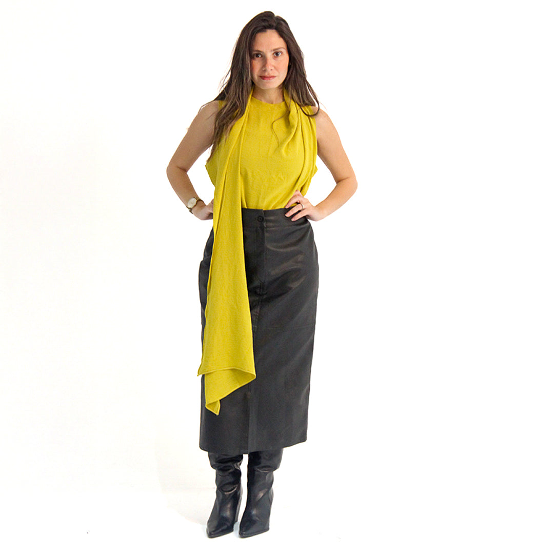 Sleeveless old money blouse
