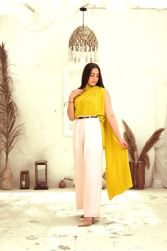 Sleeveless old money blouse