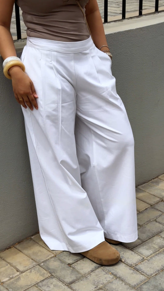 Wide legs white pants